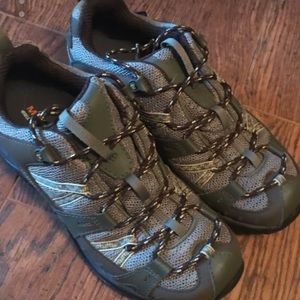 Merrell hiking shoes / boots size 9